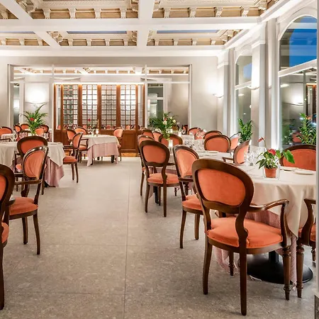 Metropole Suisse Отель 4*