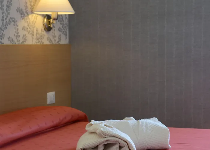 Metropole Suisse Отель