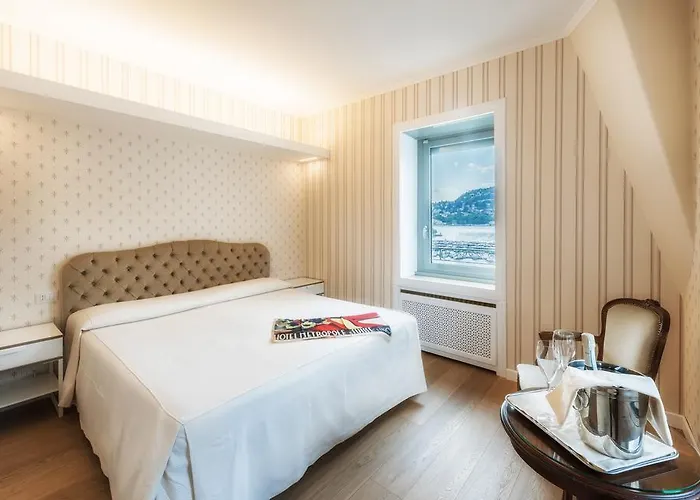 Metropole Suisse Отель 4*